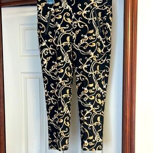 Chico’s Dream Juliet Elegant Ankle Pants  Like New Condition (worn once)